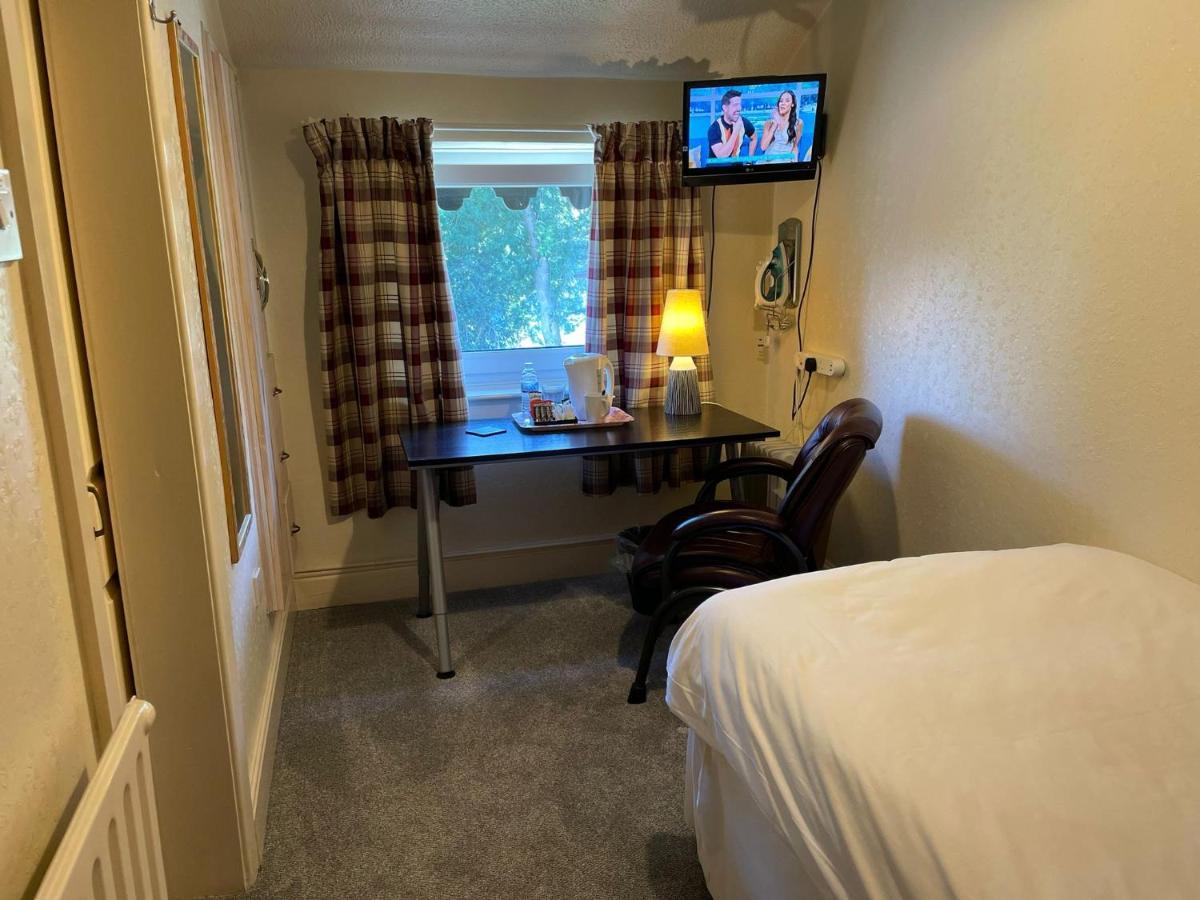 בורי Rostrevor Hotel - Guest House מראה חיצוני תמונה